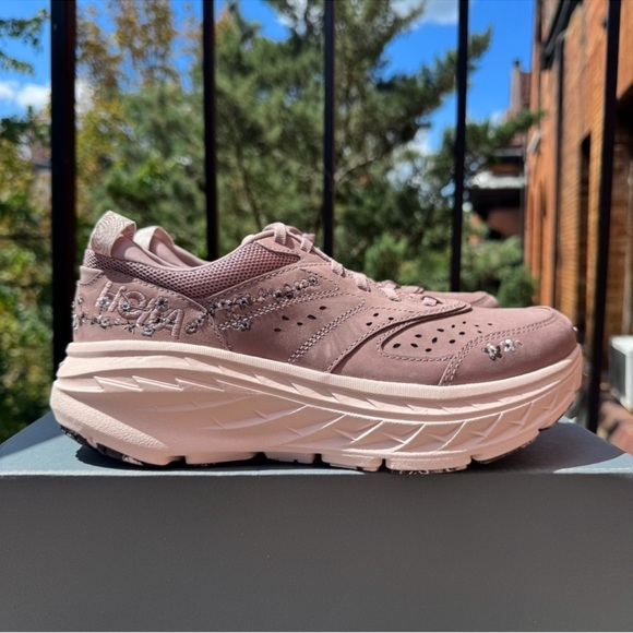 New HOKA Bondi L Embroidered Sneakers Shoes in Vibrant Bloom Women's 7